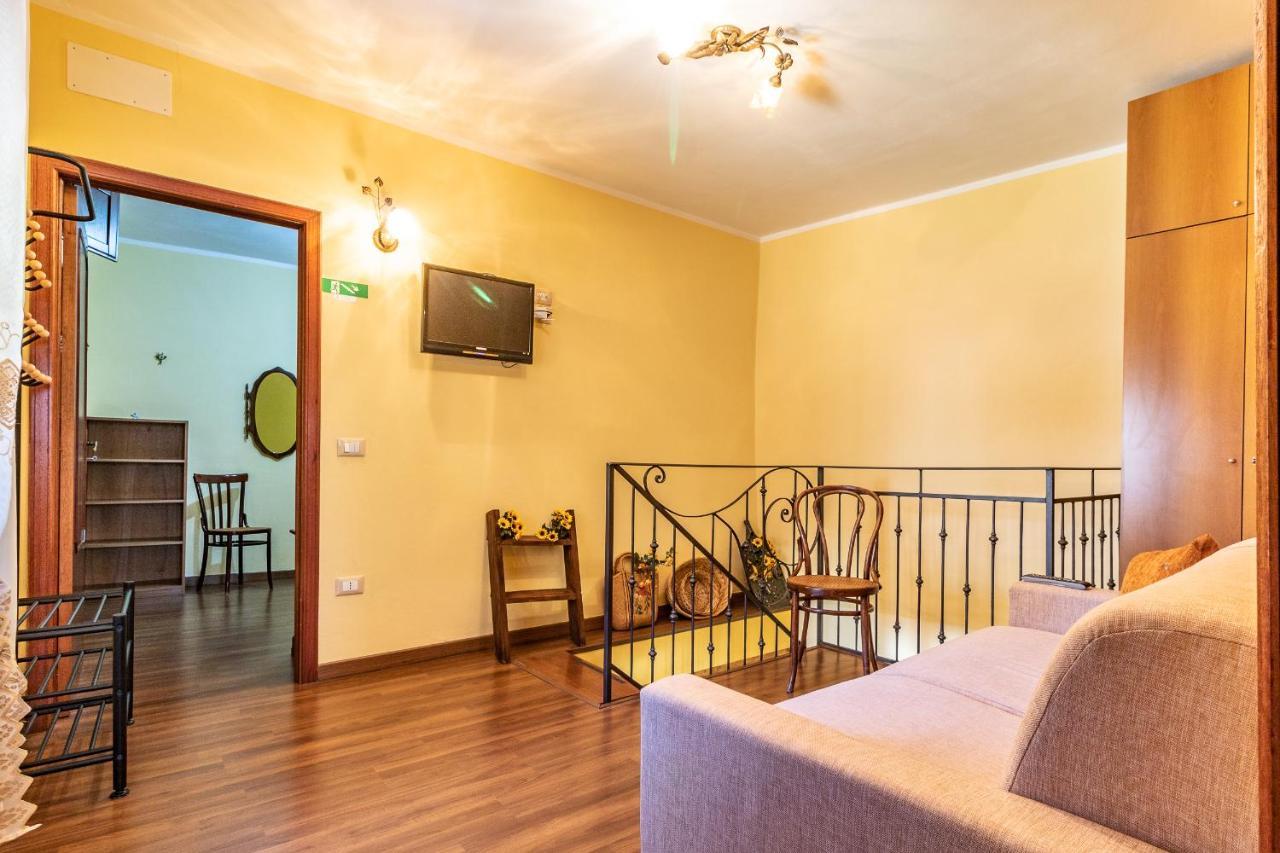 Apartament casa vacanze zia Lucia Sarconi Zewnętrze zdjęcie